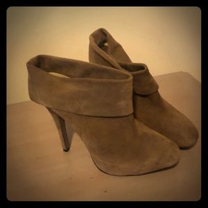 Max Studio suede stiletto ankle boots, never worn!